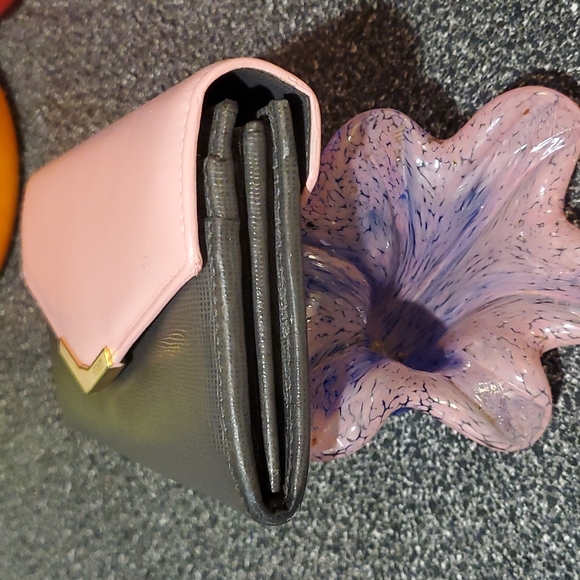 Fendi Envelope Continental Long Wallet - Picture 11 of 17